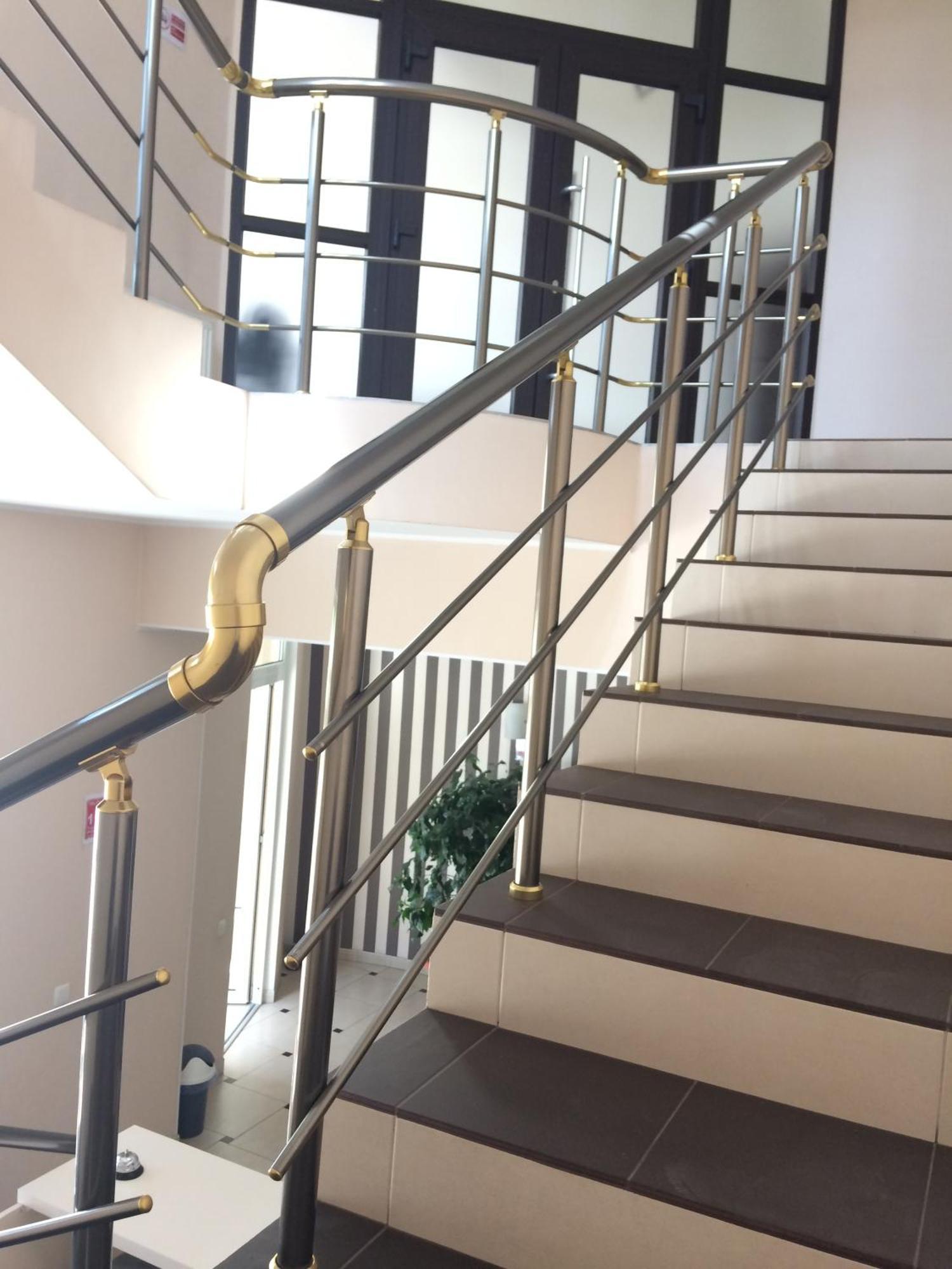 Hotel Paulina Falesti Екстер'єр фото