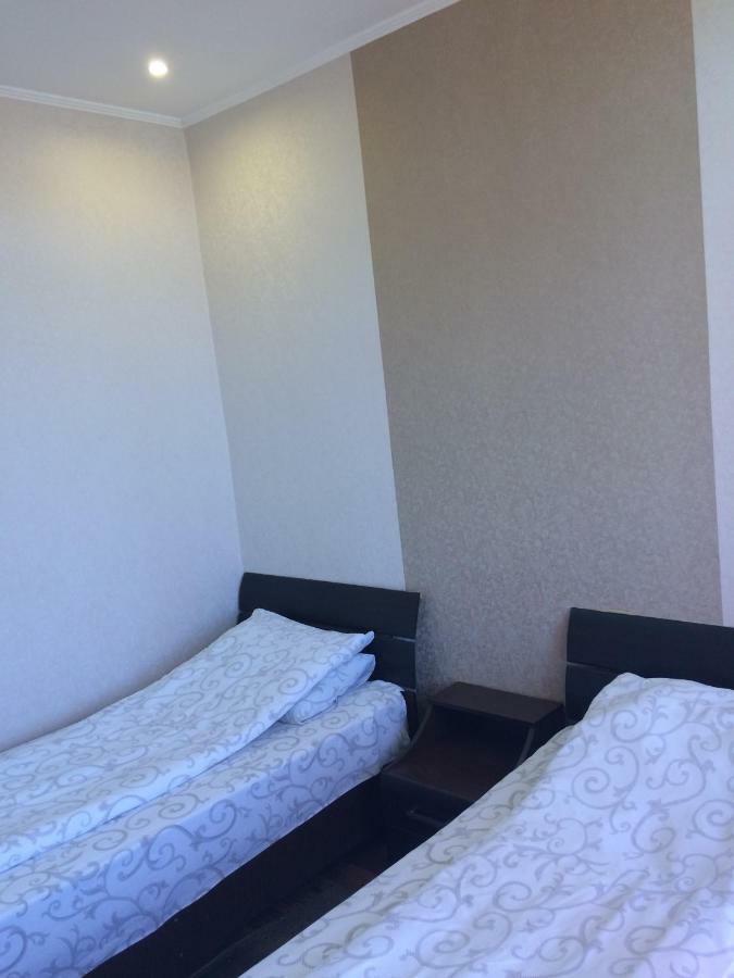 Hotel Paulina Falesti Екстер'єр фото